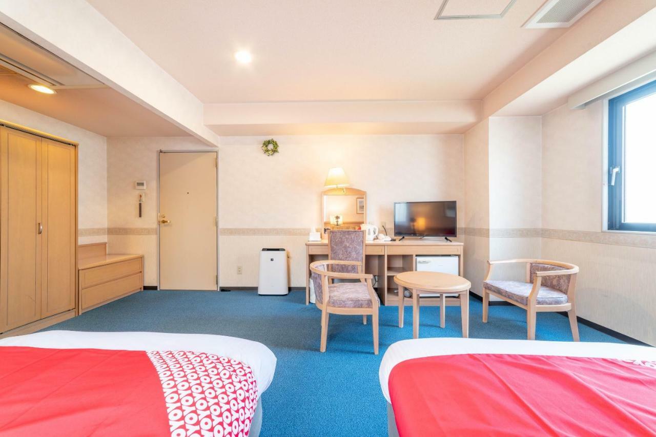 Oyo Business Hotel Nishiura Yokkaichi Exterior photo