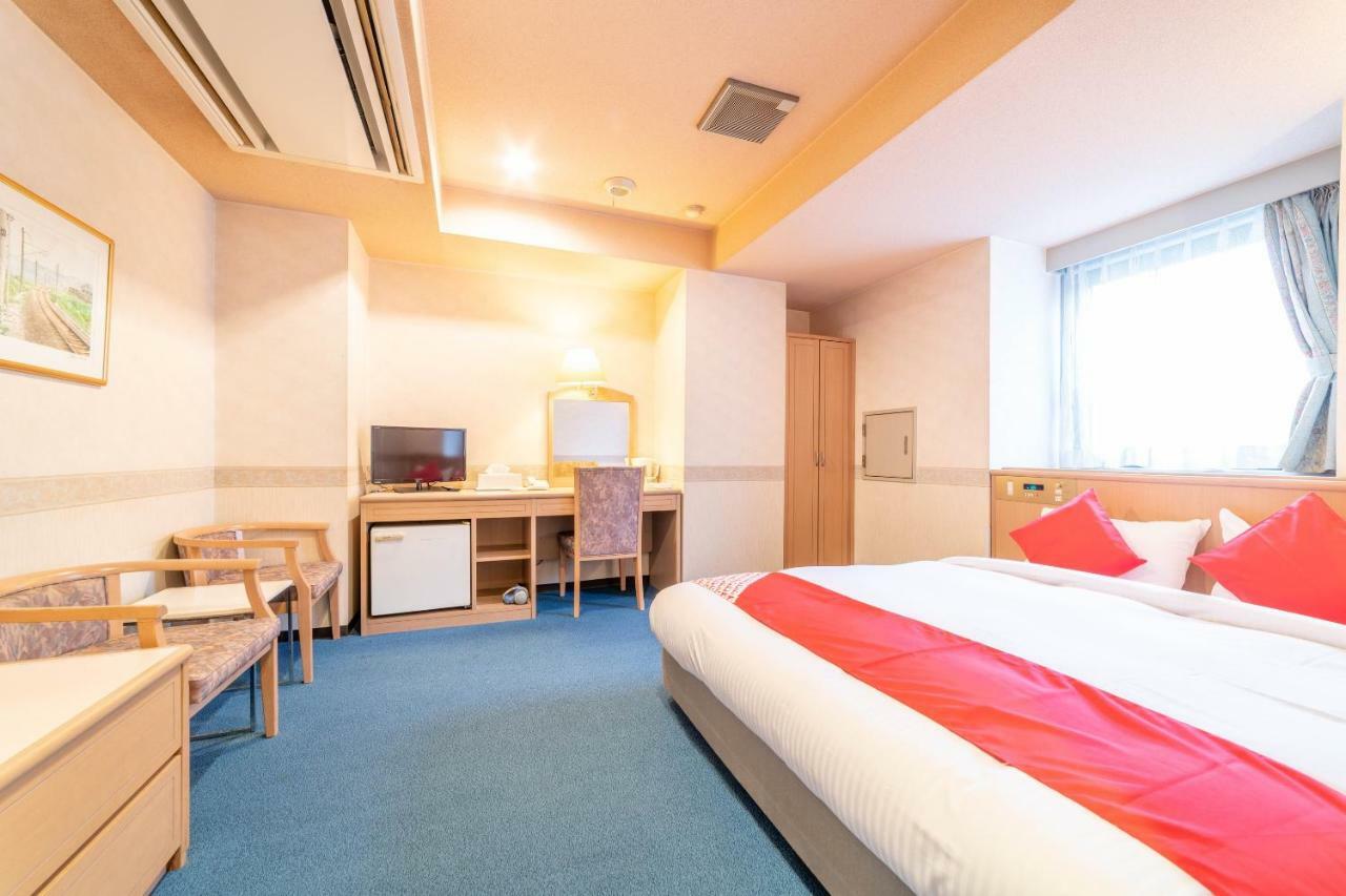 Oyo Business Hotel Nishiura Yokkaichi Exterior photo